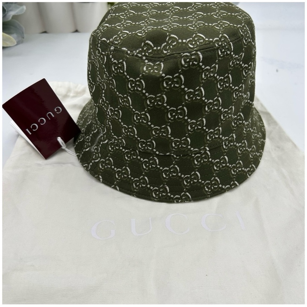 Men's Gucci GG shadow
JACQUARD bucket hat in Olive, green cotton size large - Picture 2 of 4